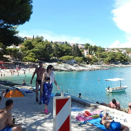 Alexa Willa Trogir